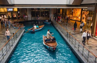 Night Shopping in Singapore: Mustafa Centre and Beyond